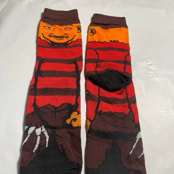 Horror Scary Movie Halloween Novelty Character Socks Mens Boys Size 7-10 - Picture 1 of 1